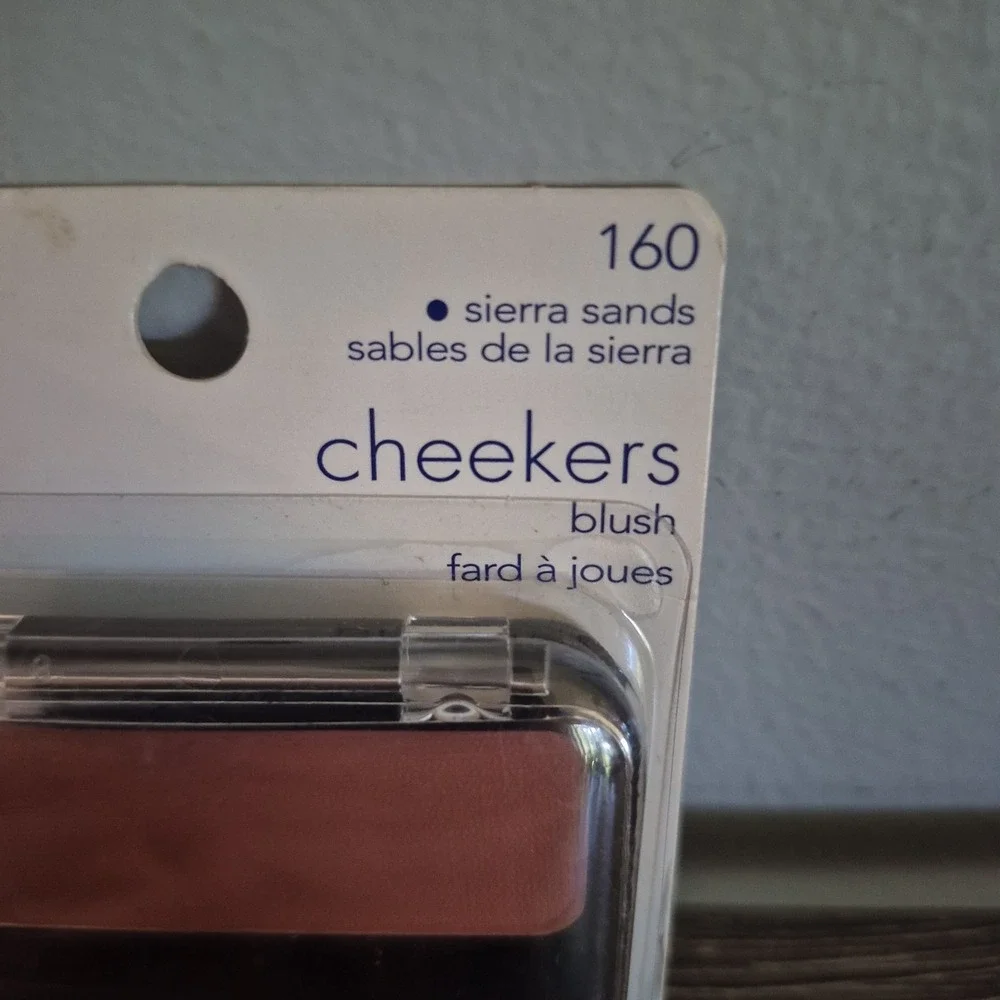 COVERGIRL nos cheekers